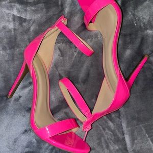 Hot pink Fashion Nova Heels. Size 7.5.